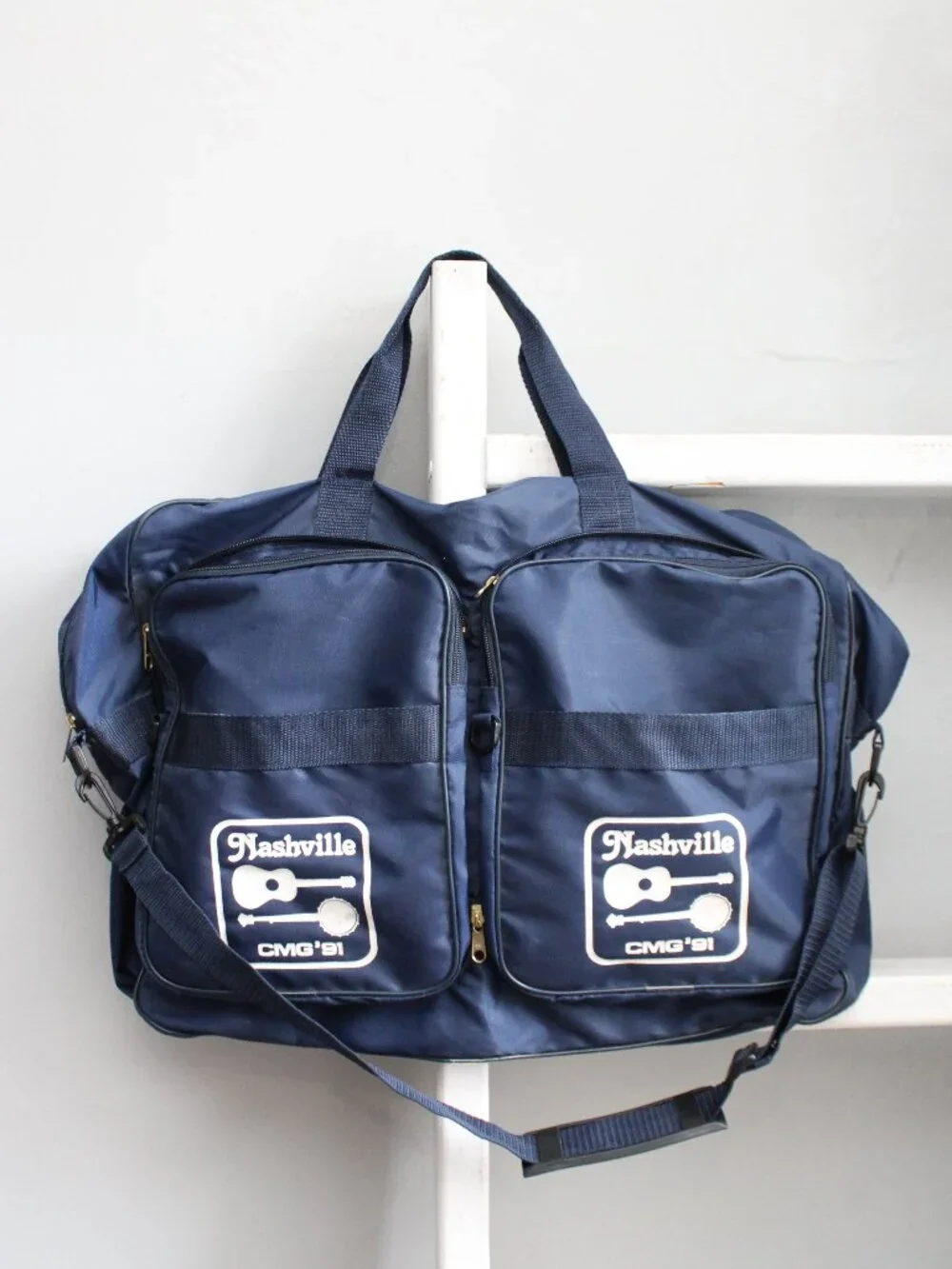 Nashville CMG '91 VTG Navy Blue Nylon Duffel Convertible Crossbody Bag Carry-On